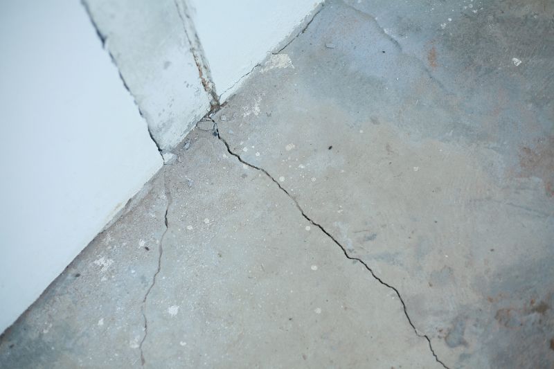 Garage Crack Repair in West Des Moines, IA